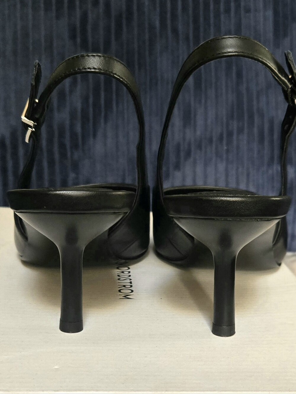Liza Kitten Heel Leather Pumps - Picture 3 of 11